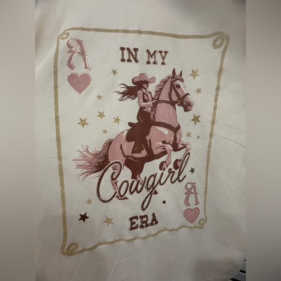 Gianni Bini Tops - Gianni Bini NWT Women’s Cowgirl Tee - Cream and Pink Size L